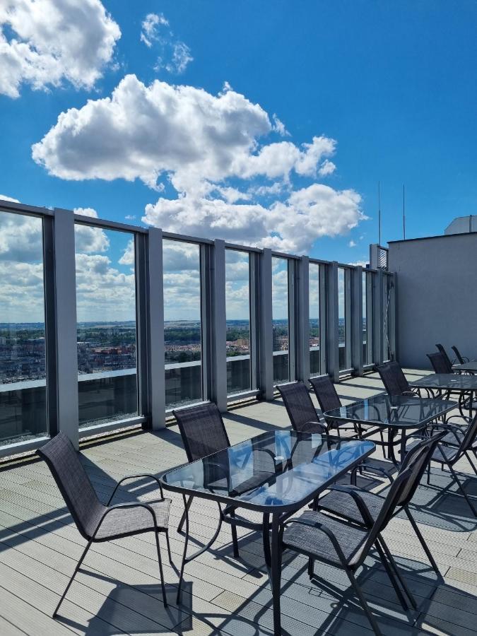 Jbhotels Comfort Hanza Tower Apartment *